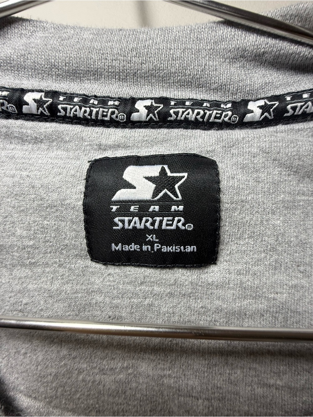 Vintage STARTER Michigan Wolverines Gray Crewneck Sweatshirt - Picture 3 of 6